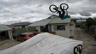 CRAZY MTB TRICKS IN MY DRIVEWAY!!!! - GETTING...