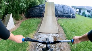 GIANT BACKYARD AIRBAG SESSION - DOUBLE FLIPS...