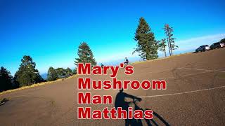 Oregon Mountain biker, Mushroom Man Matthias...