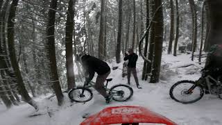 RIDING IN THEW SNOW WITH THE ENNEF CREW !!!