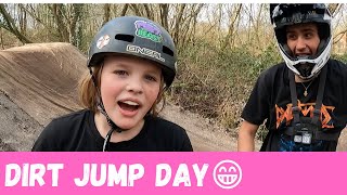 Dirt jumps with Snoop Frog ✌️