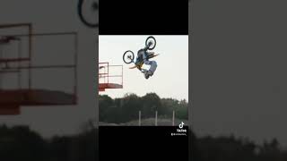 INSANE MOTO-CROSS TRICKS AND CRASHES #shorts