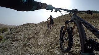 THE ROAD TO THE DEAD SEA | ISRAEL | MTB | YETI...