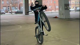 THIS KID IS CRAZY.!!!