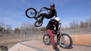 CORY IS A HAND PLANT MANIAC!