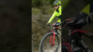Nunca pares en medio del sendero ‍♂️...