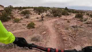 Dino Flow. Mountain Biking in Moab Utah