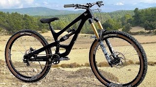 DREAM BUILD YT INDUSTRIES CAPRA PRO RACE -...