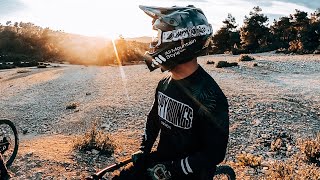 SICK DOWNHILL RIDING EN LA FENASOSA BIKEPARK -...