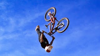 DIRT JUMP WITH DOWNHILL BIKE // YT TUES CF PRO...