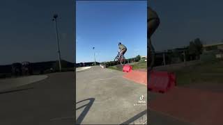 T-bog almost caught me out sat on my danggg...
