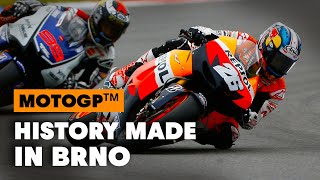 Closest MotoGP Last Lap Battle Ever at the...