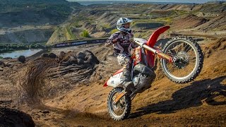 Hard Enduro Racing through a Coal Mine - Red...
