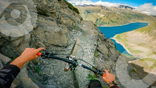 POV: NO FALL ZONE ⚠️ Riding with a 600m...