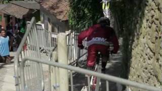Filip Polc rails the Santos Stairs urban DH