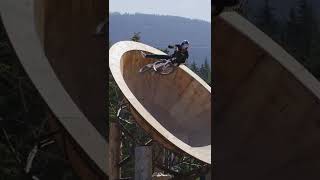 Soo much airtime, soo much style  #mtb...