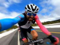 (LIVE STREAM) THE BEST ZWIFT RACING I'VE EVER...