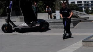ELECTRIC SCOOTER VS SKATEPARK !