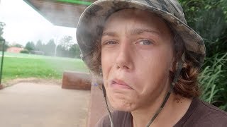 SAUNDEZY SMOKING!?!