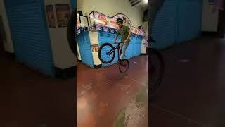 Street sesh hop B!..#bike #mtb #riding...