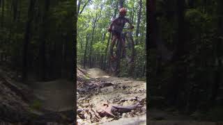 Mad AIR and FLOW on this trail!!!
