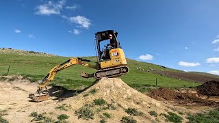 BUILDING NEW JUMPS WITH SOUTHLAND HIRE! -...