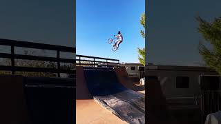 Rewind tailwhip to downwhip