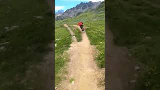 Some jumps on a Trail. Tignes.