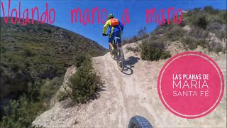 VOLANDO MANO A MANO