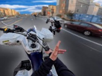QUAD BATTLES IN TRAFFIC! *LTZ 400*