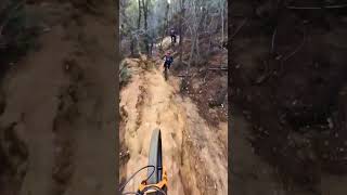 Tu harías esta línea ? De LOCOS !  #downhill...