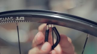 ¿Cómo cambiar rápidamente un rin o aro?