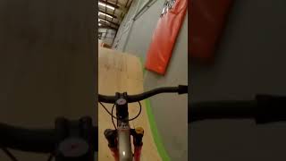 Indoor mtb park #asmr #mountainbike...