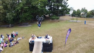 SENDING IT OVER SCHOOL KIDS!! - WAREPA SCHOOL...