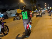 15 MINUTE WHEELIE ON 2023 CRF150RB! IN MIAMI...