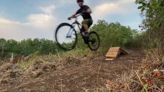 Un-named downhill trail (No Spoon?)