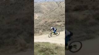 ¡Corre que se calienta la cerveza!...
