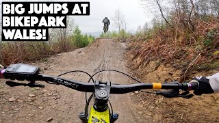 RIDING BIG JUMPS AT BIKEPARK WALES!