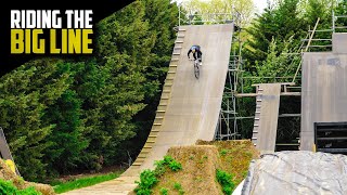 RIDING THE SLOPESTYLE TRAINING JUMPS AT MY MTB...