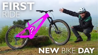 New bike day for Sammo... he built his dream MTB!