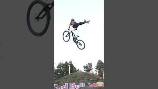 Big no foot can on stumpy evo  #vantajam #mtb...