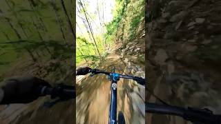 Dirt surfing at Highland #mountainbike park