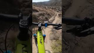 Siempre con prisas #cycling #mountainbike...