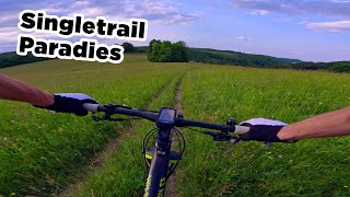 Im Singletrail Paradies im Süden mit meiner...