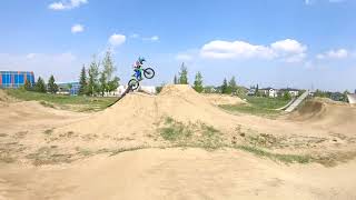 7.5YO blue drop + jumps 20'HT