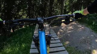 Bike Park Zieleniec - drop na łączniku...