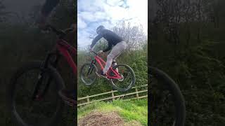 Stunt sending #mtb #bikes