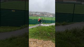 Pumptrack skills at Newhaven ☔️ #tarmac...
