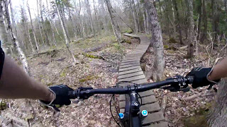 Burnham Down Bridges Compilation, Kingdom Trails