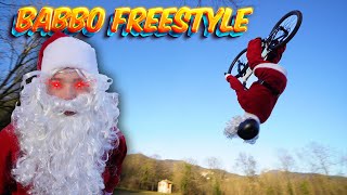 Babbo Natale fa BACKFLIP in bici
